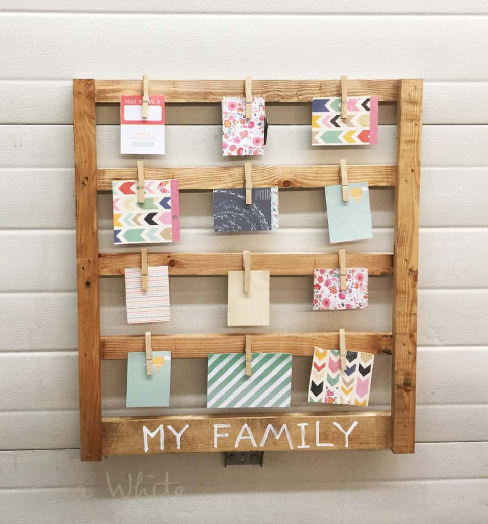 DIY display for all your pictures or cards - Quick and easy wood project for the whole family