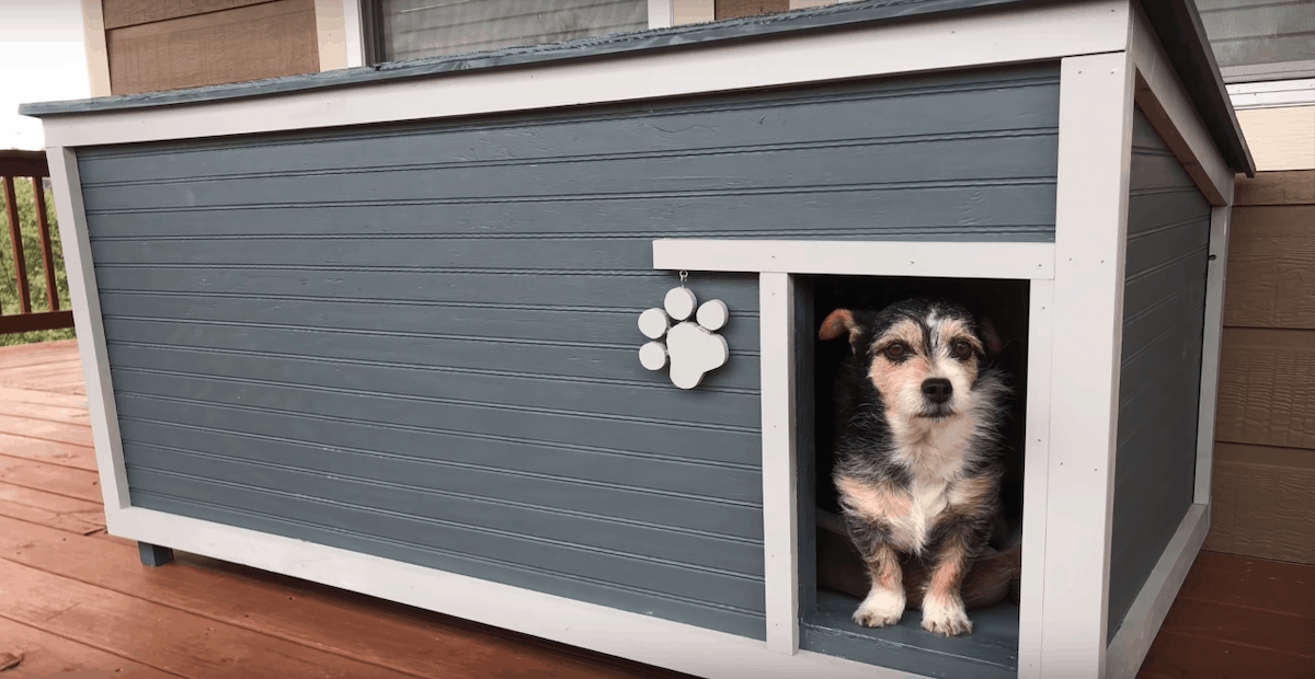 dog house made out of pallets