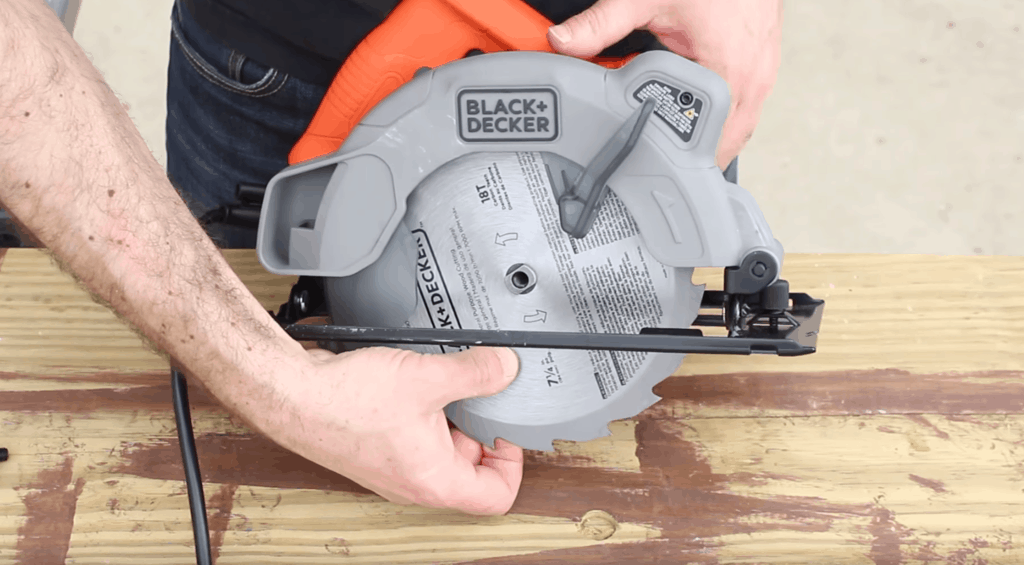 20V Max* Powerconnect 5-1/2 In. Cordless Circular Saw, Tool Only